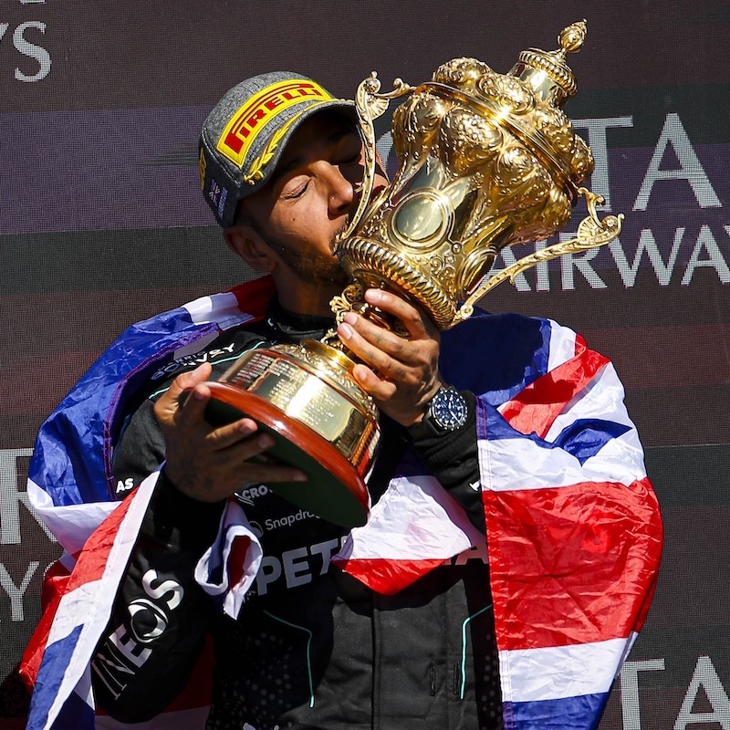 Hamilton Triomphe à Silverstone